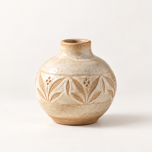 Trustyerar Warm Ivory Botanical-Band Bud Vase – Rounded Leaf-Pattern Decorative Accent